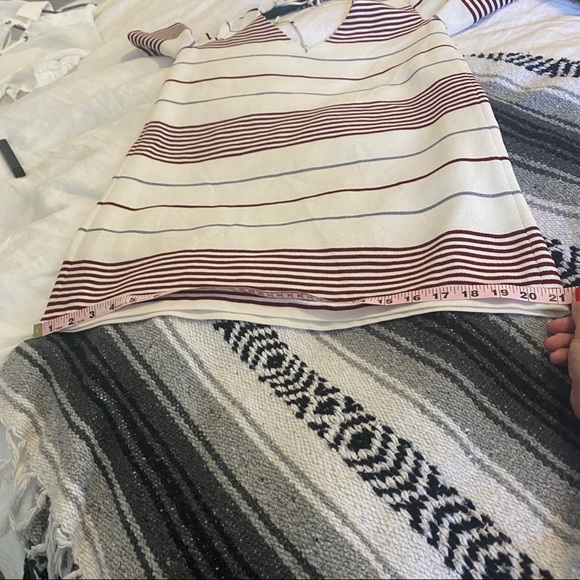 Elizabeth and James Dress - Picture 8 of 16